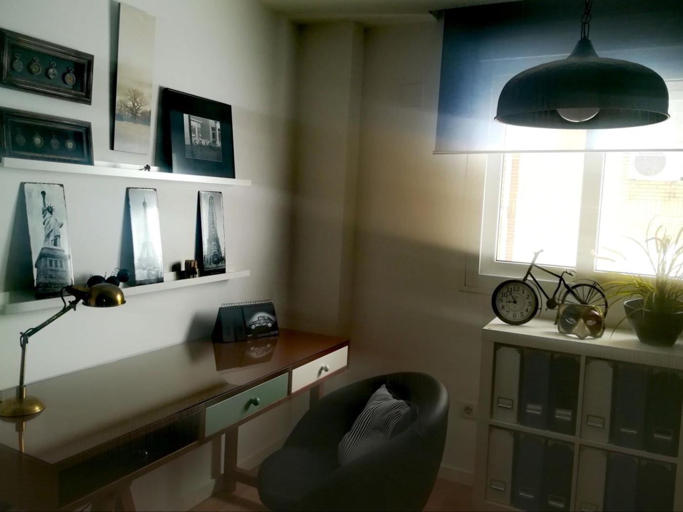 Apartment Precioso Duplex Reina Mercedes 5 Minutos Hospital Sevilla